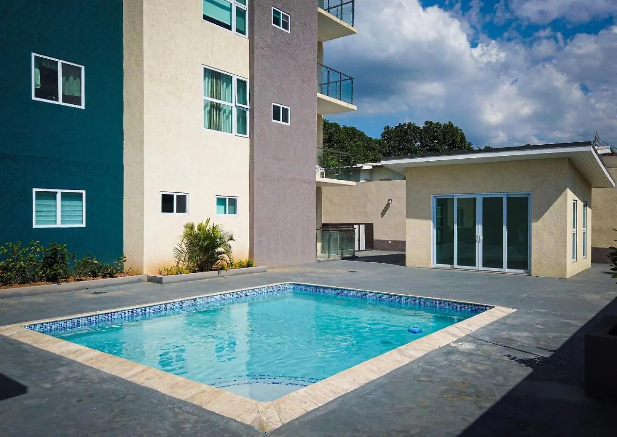 Apartment Harloe'S Suite Kingston